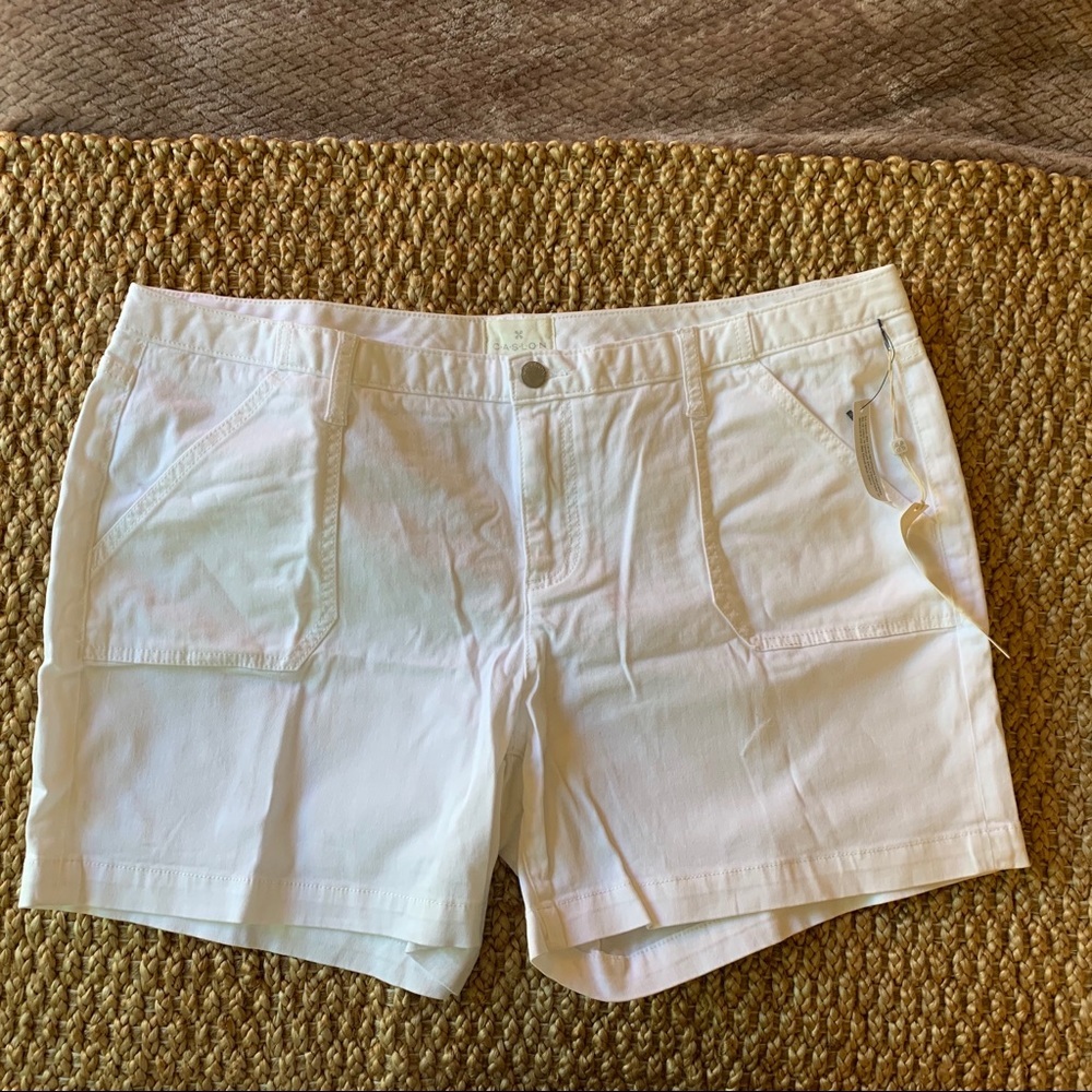 CASLON White Utility Shorts Size 16